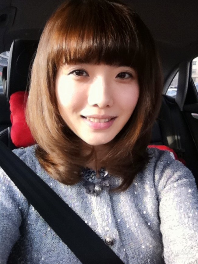 初晓敏照片,可爱的易车网视频主持人最新初晓敏