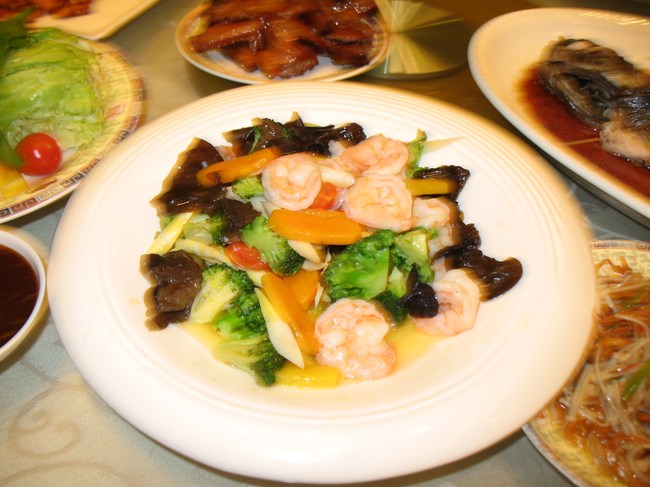 【【今天晚上吃什么】绿岛环绕- 临海渔村】_