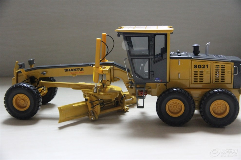 【第三帖:原厂1:35山推SR21平地机】_汽车模