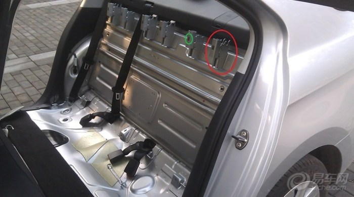 【我的新捷达装备进行中。(脚垫+座套) 详解如