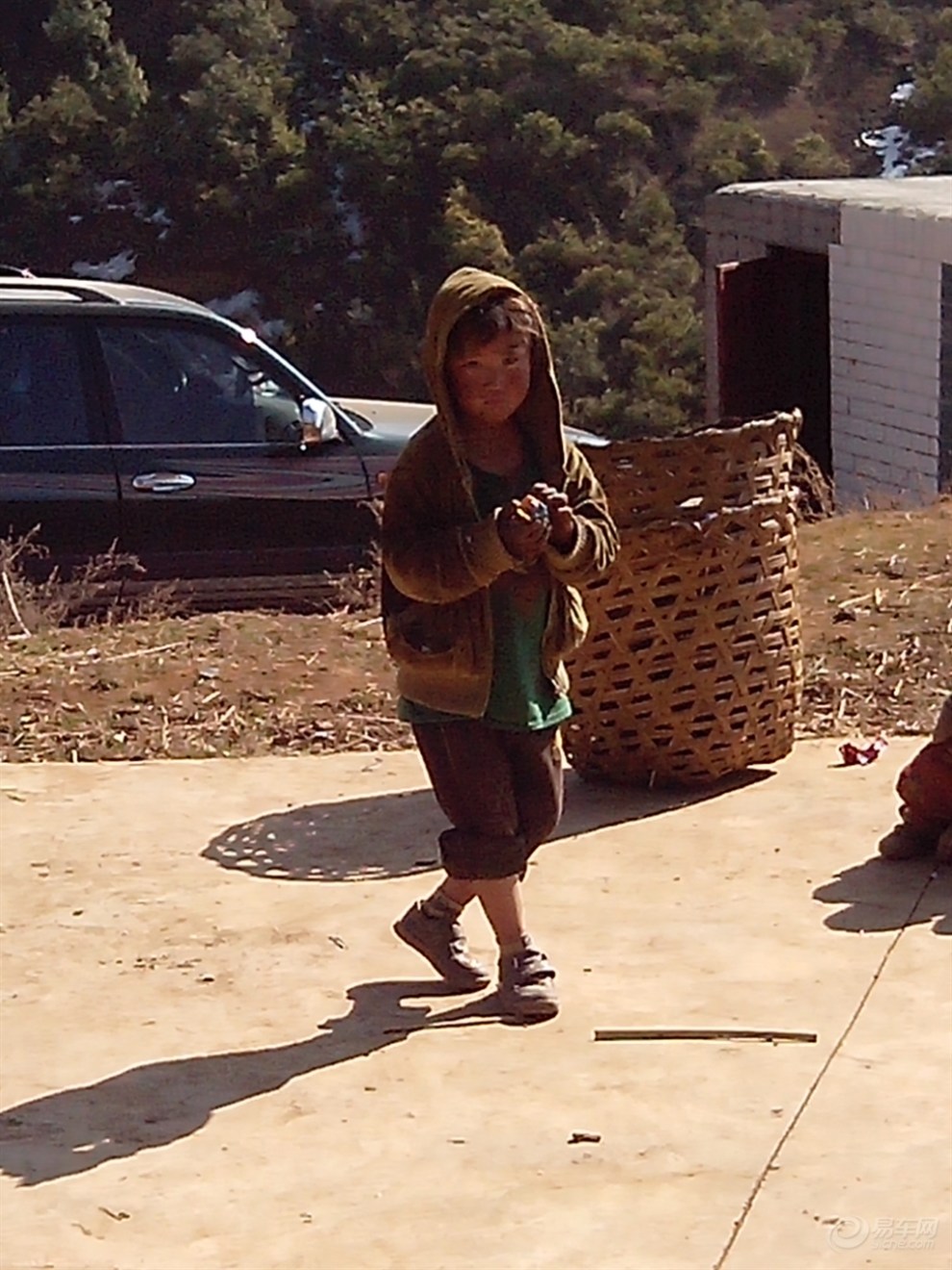 【贫困山区暖冬行动】_四川论坛图片集锦