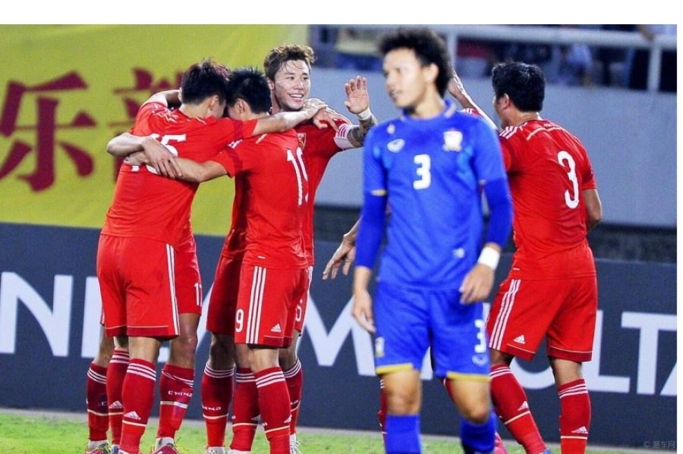 【中国3-0泰国 93】_易车足球大联盟图片集锦