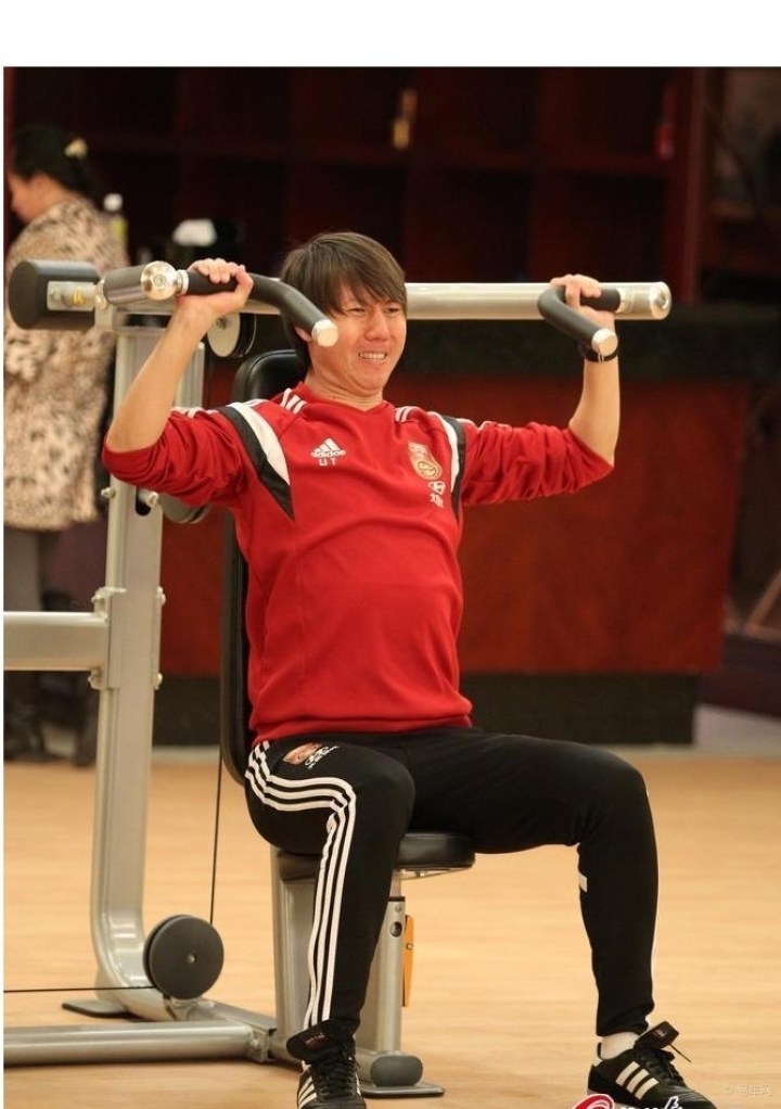 【【踢进羊年】国足力量训练130】_易车足球