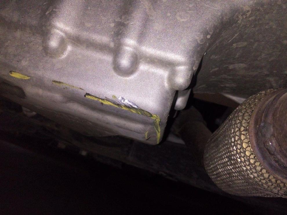 【cs75托底,油底壳撞到地锁,4S说不用换,专家