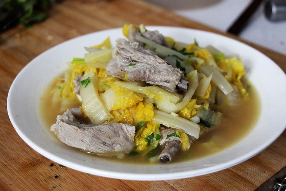 【【快乐厨艺】白菜炖排骨】_美食之旅论坛图片集锦_汽车论坛-易车网