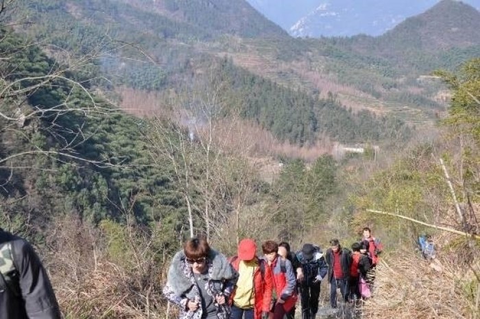 【我们协会好处就是<em>男女比例</em>毕竟<em>平衡</em>啊】_荣