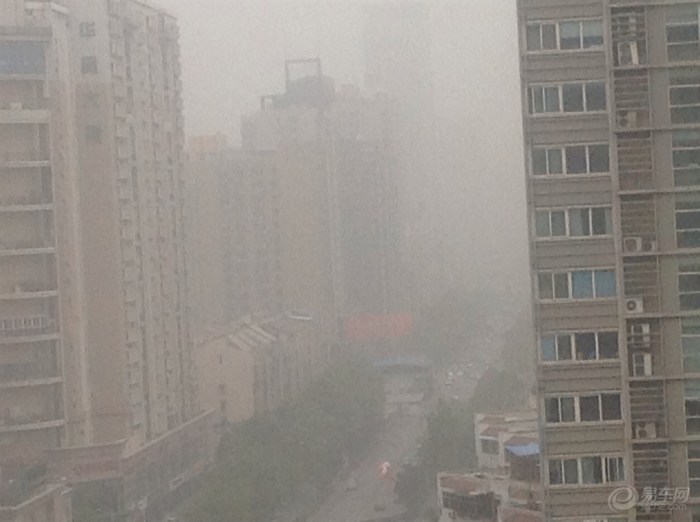 【西安下午狂风肆虐、沙尘暴来袭】_陕西车友