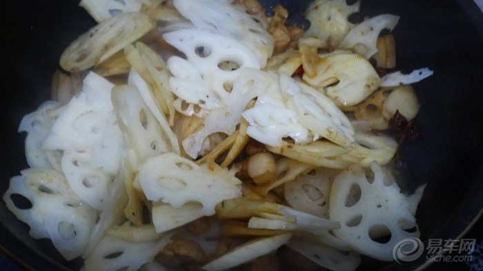 藕片怎么炒肉 b1598945a5564b55900bf0d085e3ffe0_700_0_max_JPG.jpg