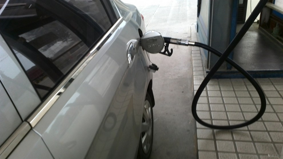 【【首发】开车去加油】_重庆论坛图片集锦