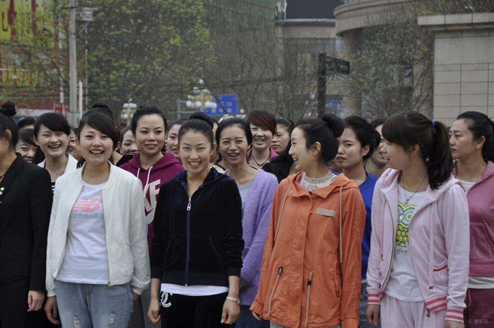 【【原创首发】延安凤凰山公园晨练】_陕西论