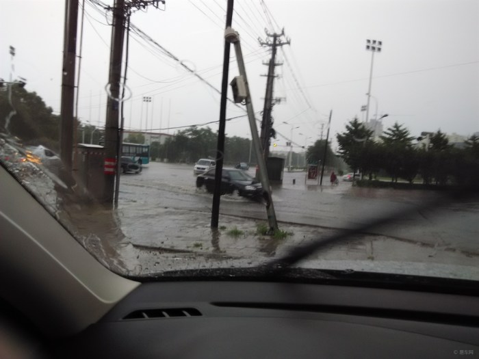 【这雨下的真大呀!】_河北车友会