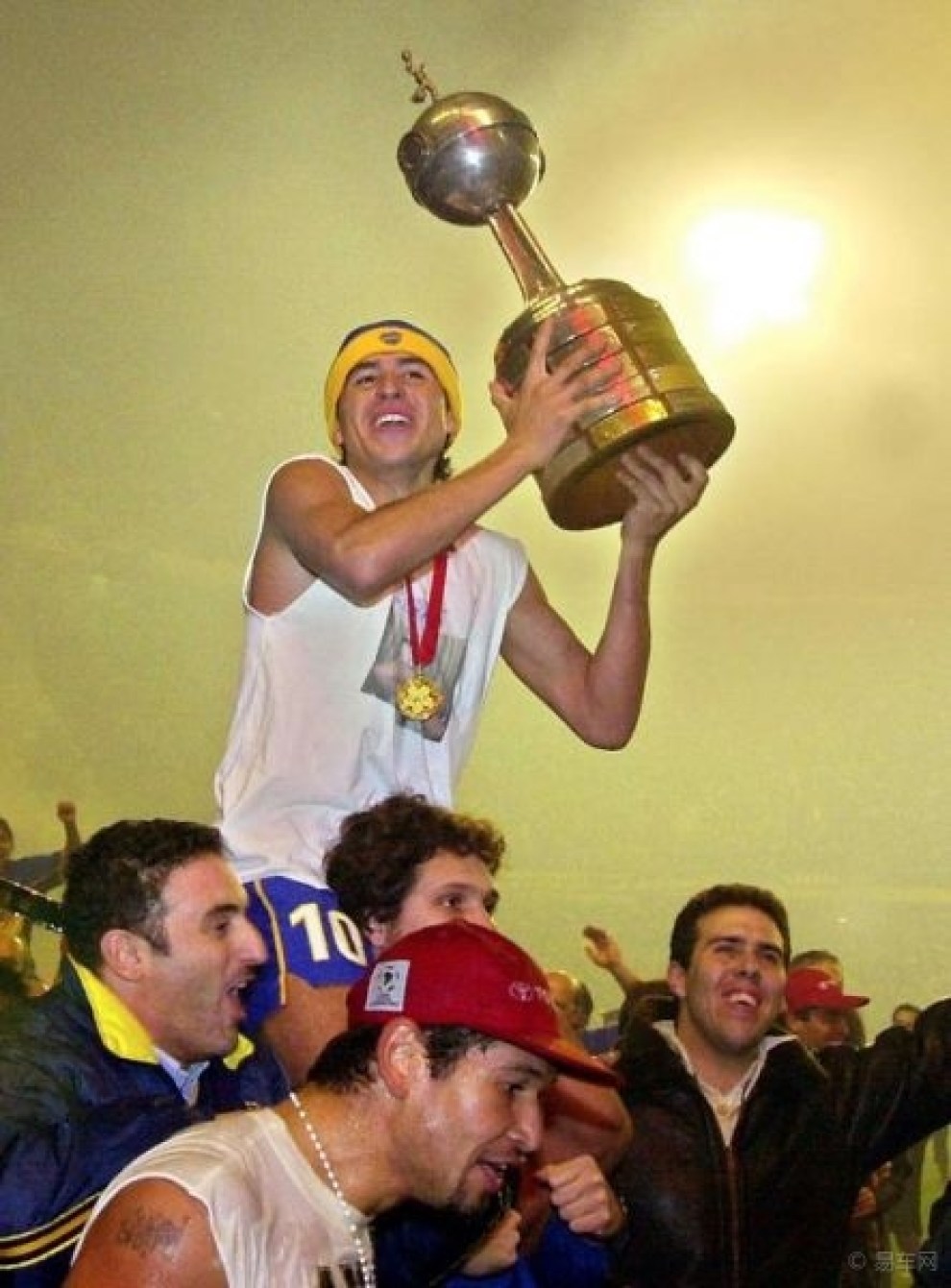 【最后一位古典前腰里克尔梅告别足坛】_易车