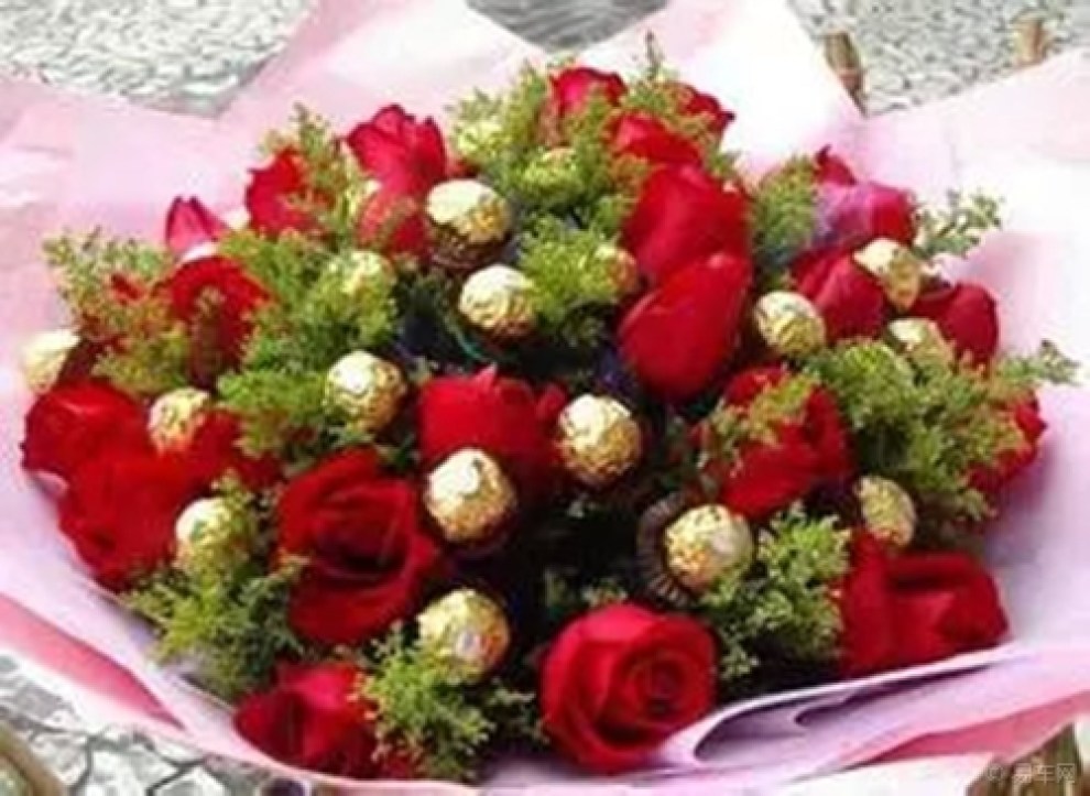 【据说,<em>情人</em>节好<em>男人</em>会送给<em>喜欢的女人</em>···