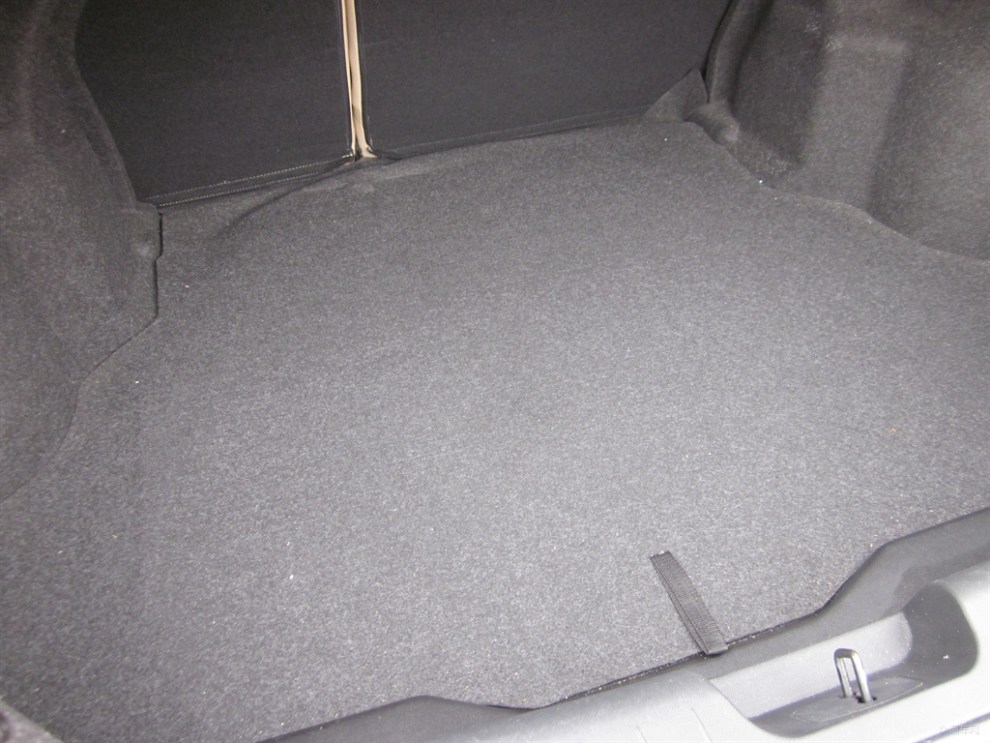 【【易车大联盟】备胎同样要保养】_荣威350