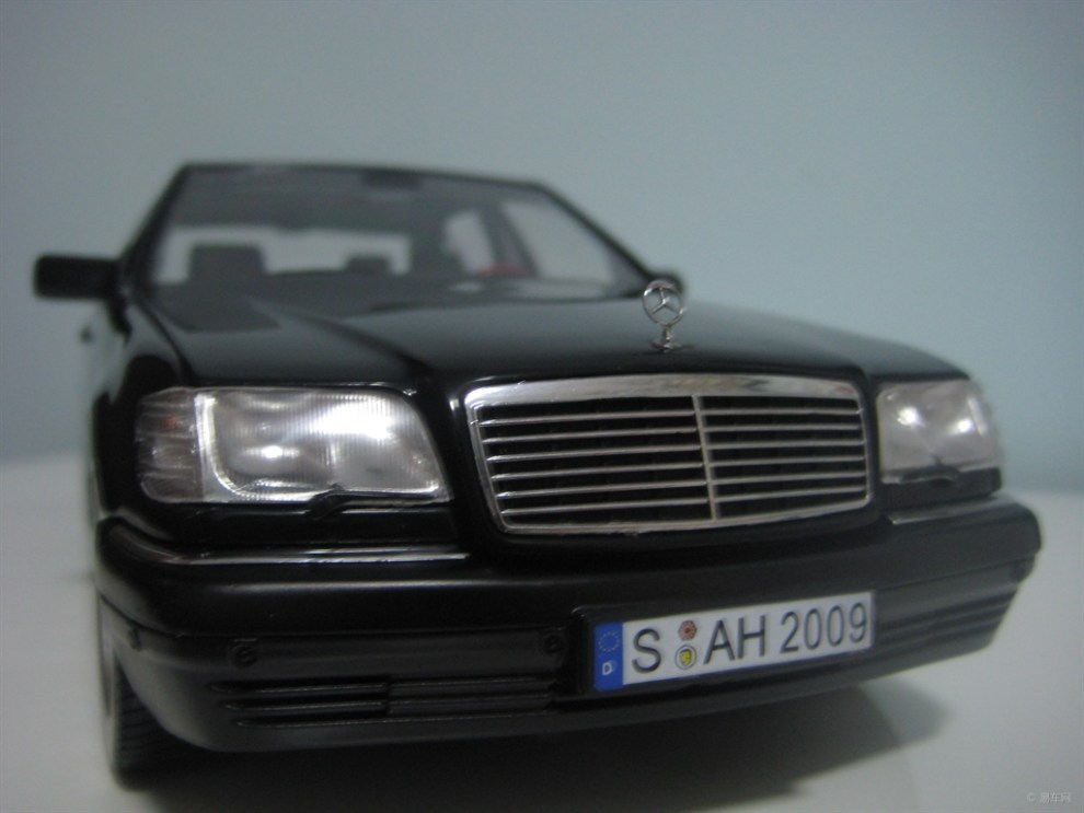 奔驰s600.v12