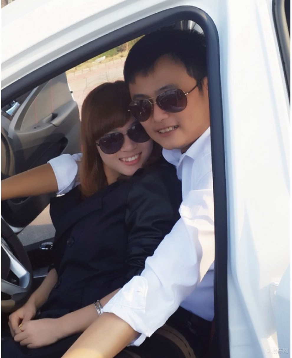 【老婆,你问我爱你有多深,致尚代表我的心。】