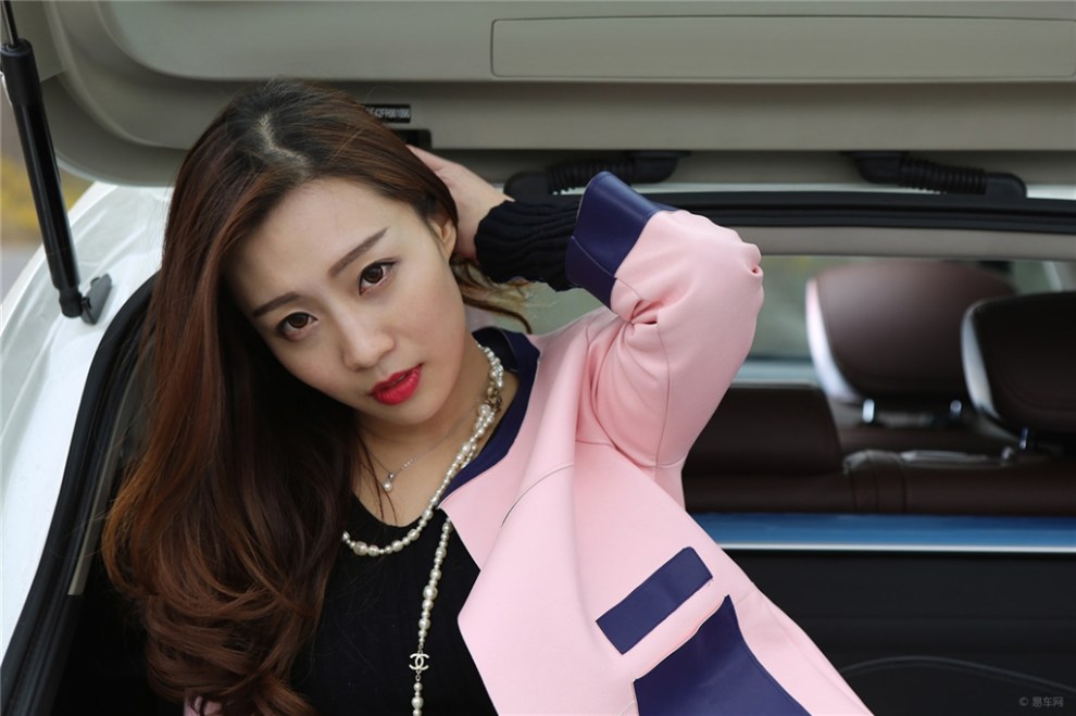 【鱼与熊掌可兼得--香车美女来袭!】_英菲尼迪