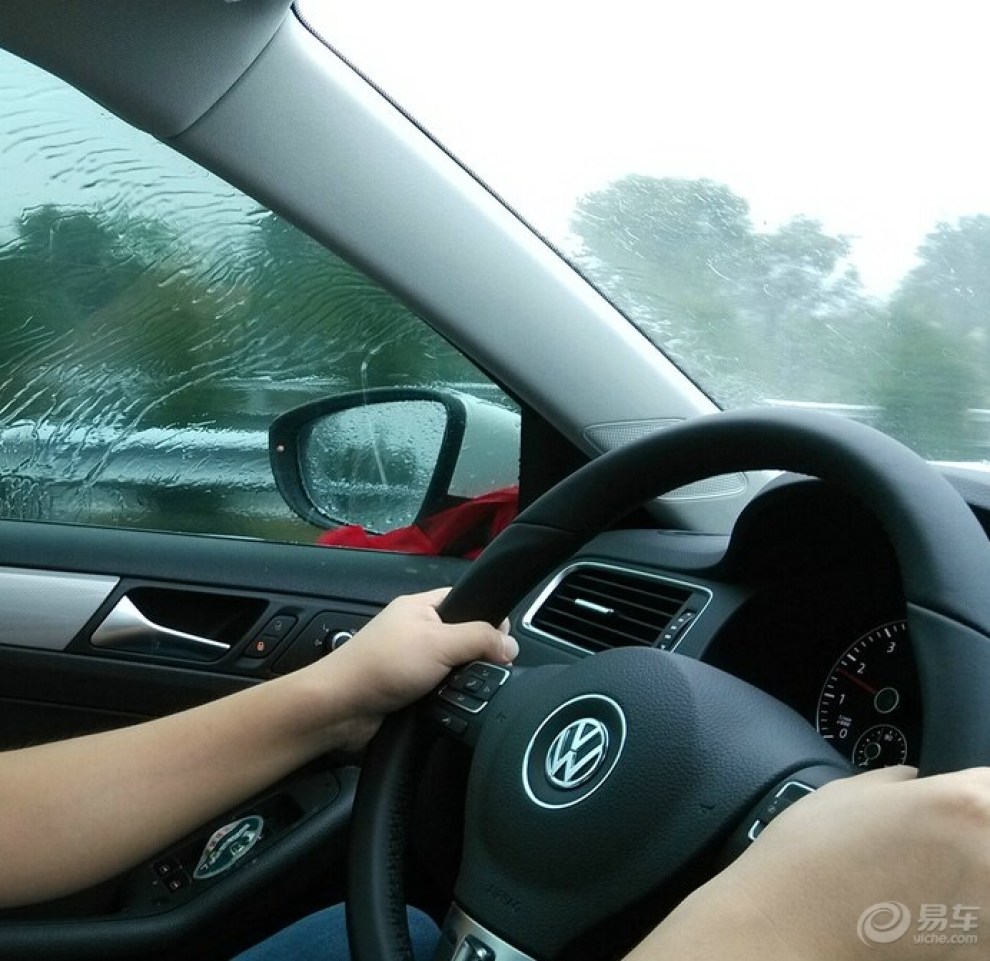 【就这样爱你~爱你~~爱你~我的金色小速腾!】