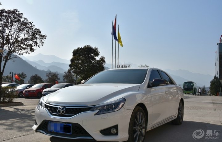 【夜晚作业校园新款锐志白色】_锐志论坛