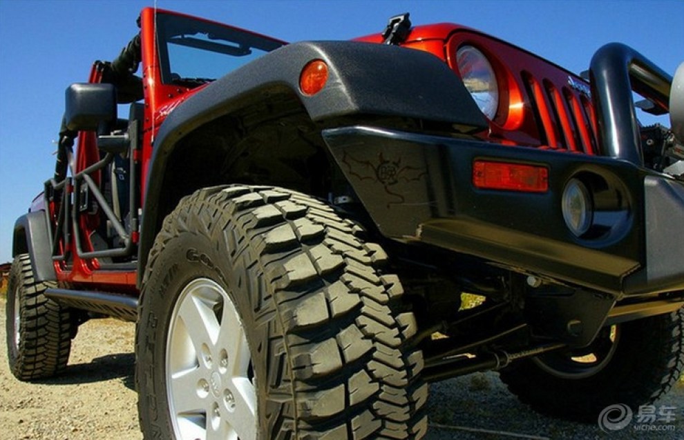 【四门秋叶橙+ARB前后杠+35轮胎+3.5寸升高