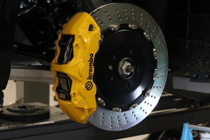 奔驰r级原装进口带质保卡brembo大六活塞gt卡钳刹车