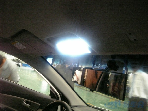 【超COOL!小白加装6000K.BOSCH氙灯+全车