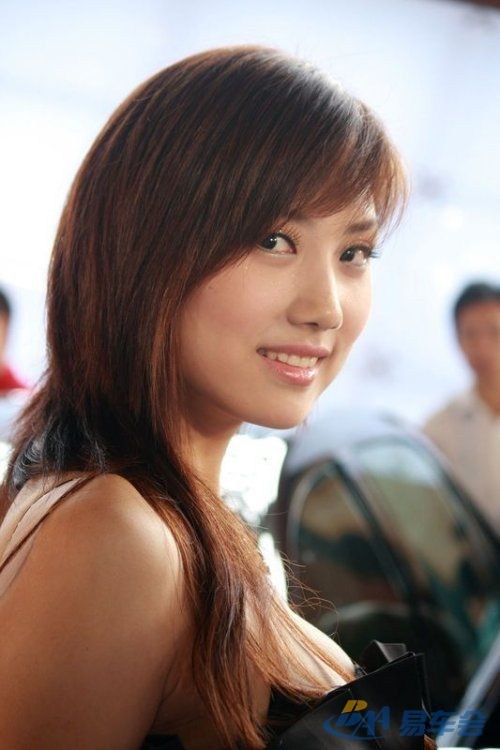 【2008东莞车展凯迪拉克最美车模】_北京车友