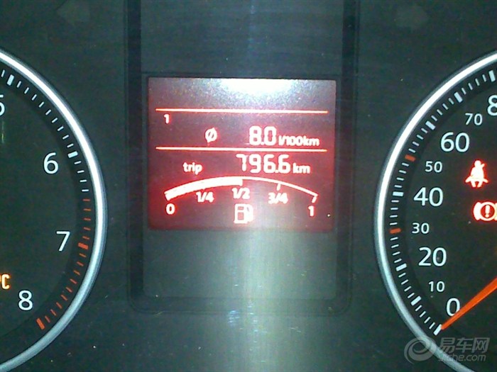 【我平常开车才跑了不到800公里,看看了油耗8