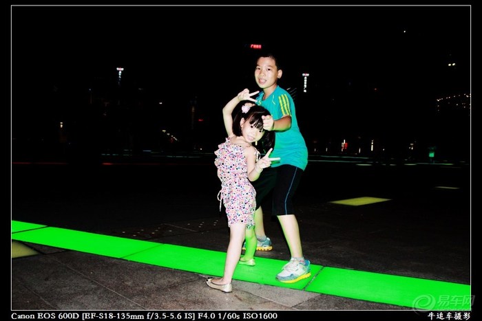 【两个调皮摆酷的小家伙】_超级宝贝图片集锦_汽车论坛-易车网