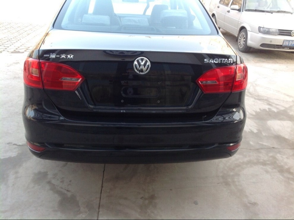 我的黑色爱车------速腾