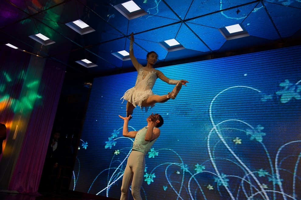 【英朗首发】男女双人杂技