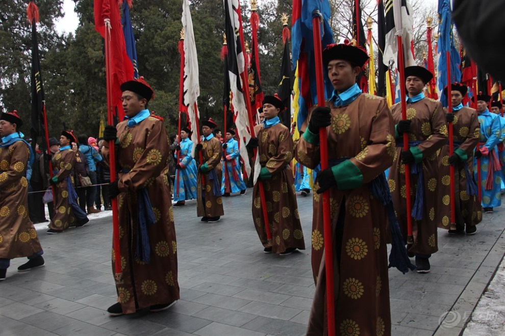 旧时皇上祭天时的场景