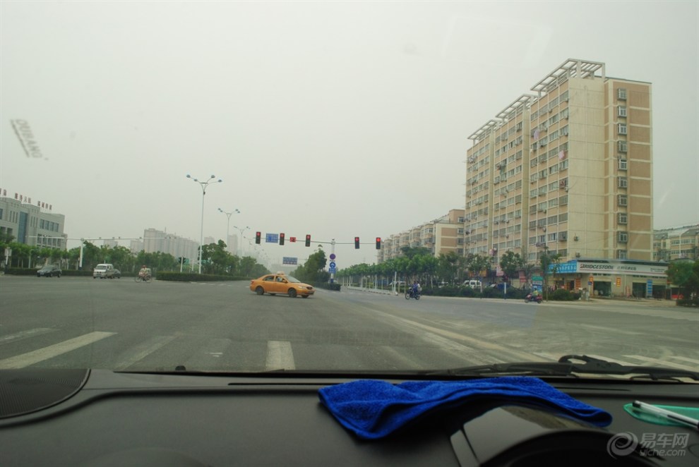 赏拍中庙街道月季花开回县城走包公大道