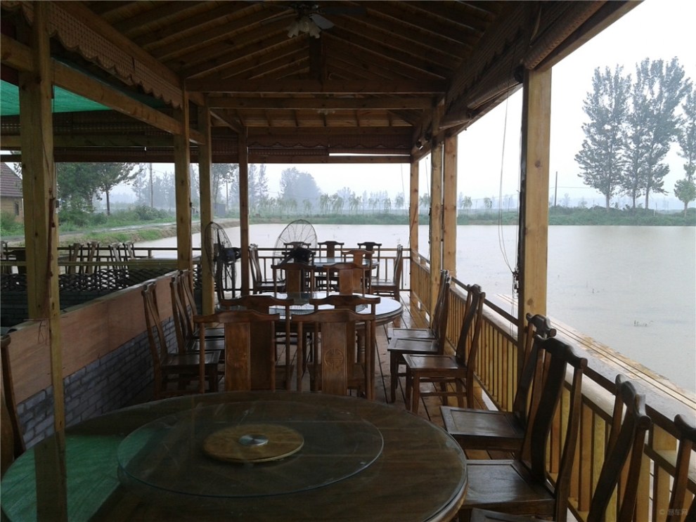 [原创]水上餐厅就餐