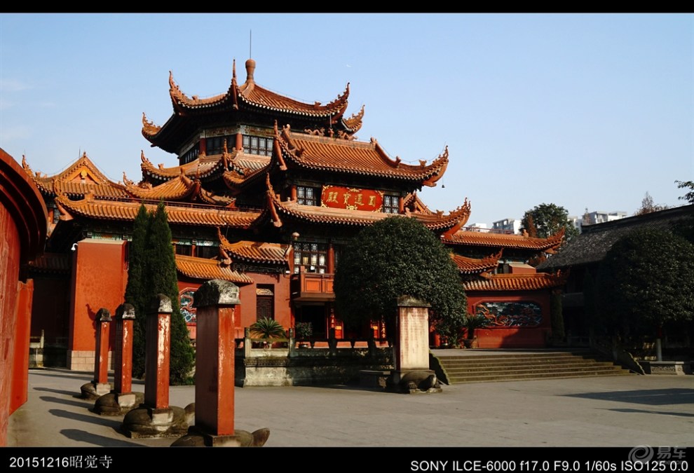 *首頁帖*【巍巍雪山】沐浴冬日暖陽,小遊成都《昭覺寺》