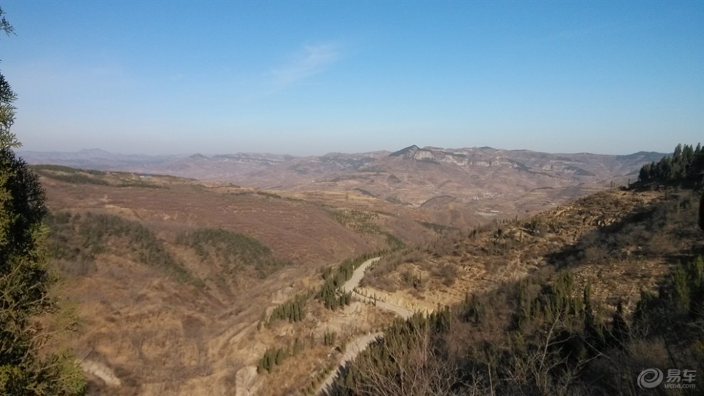 濟南南部山區的無名山