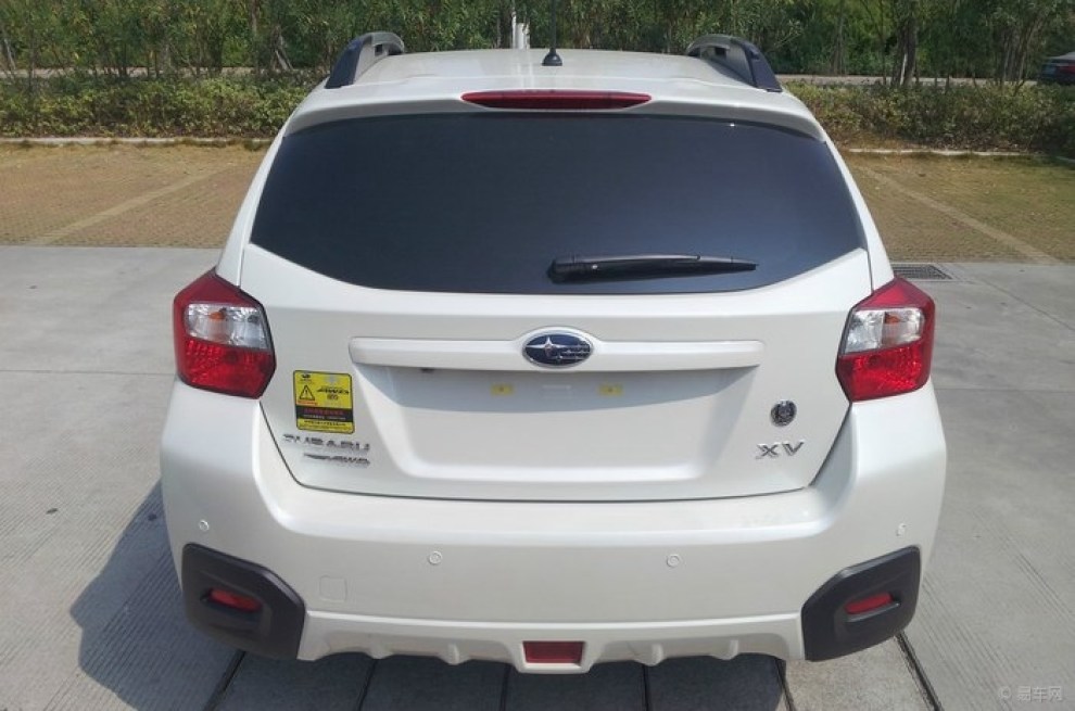 珠海斯巴鲁xv车友提车作业,白色2014款精英导航版,求认证