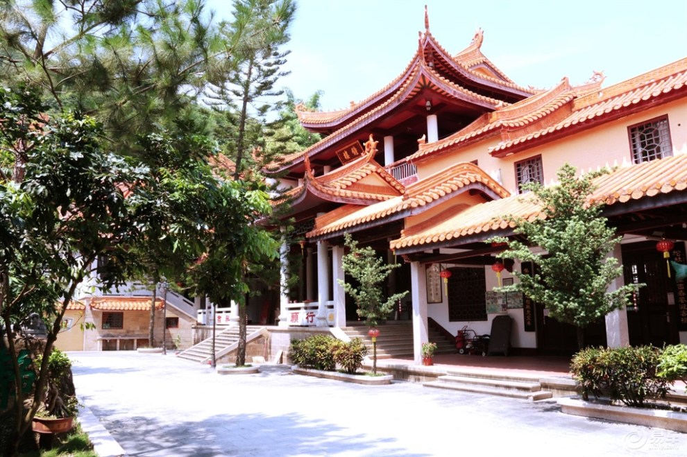 【激情盛夏】霭拜意溪松林古寺