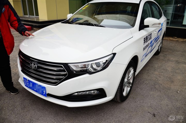 试驾经济实用的奔腾b30