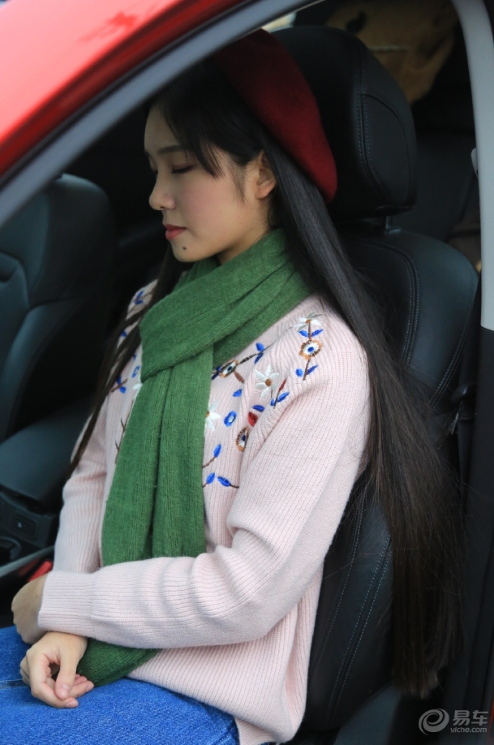 长发齐肩美人痣 清新媳妇魔都邂逅科雷嘉