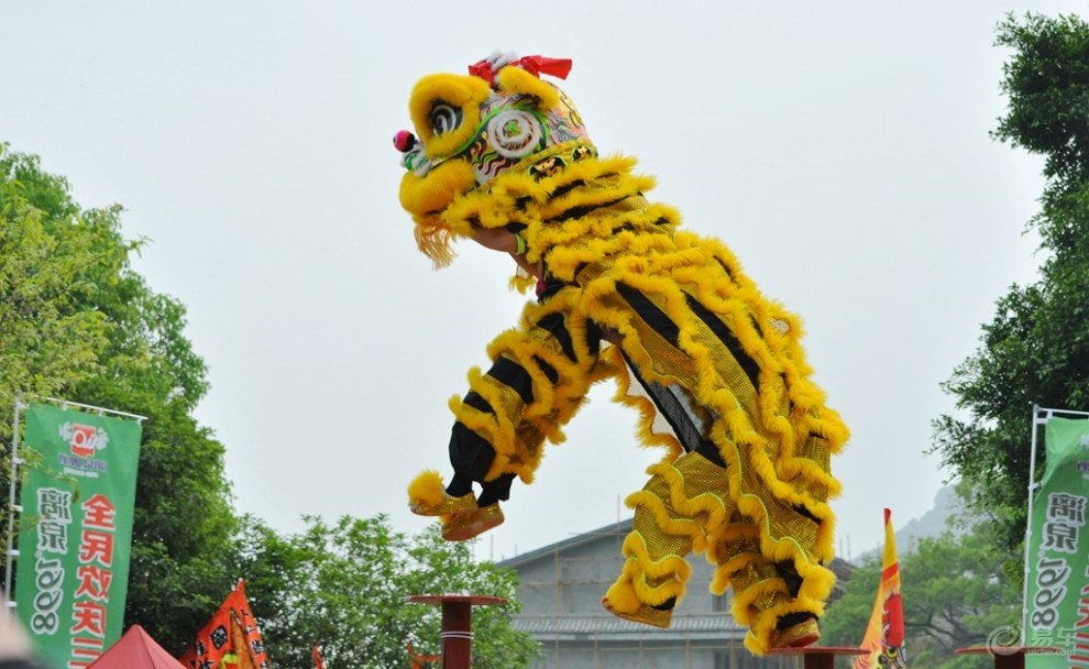 桂林市"三月三"金牌狮王争霸赛