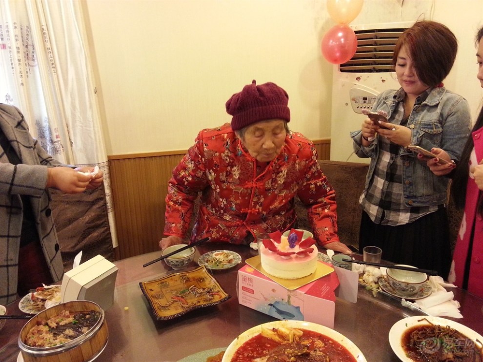 婆婆去世,心情很难过