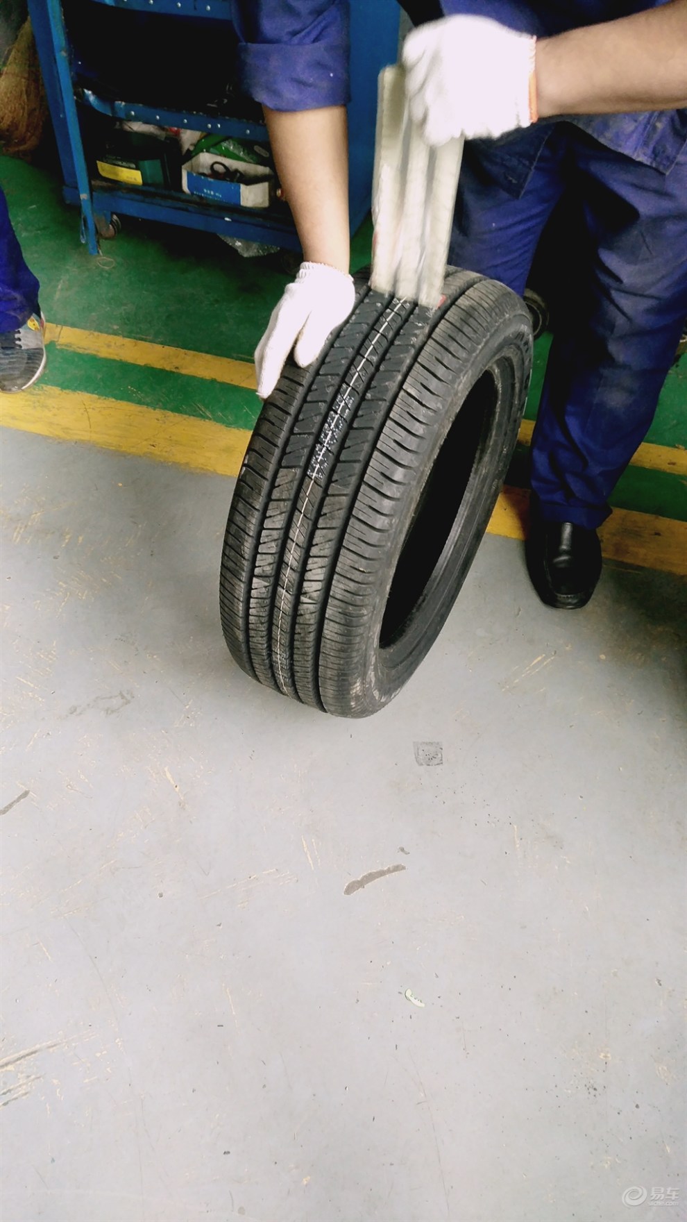 【北京劲悦团车友会】逸动更换轮胎作业