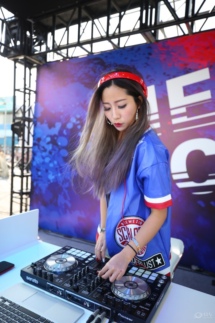 双擎宝贝、啦啦队、女DJ