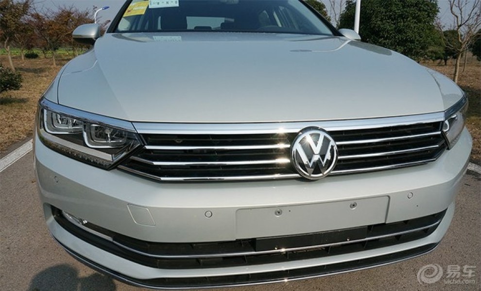 而立之年 迈腾1.8t豪华凯撒金