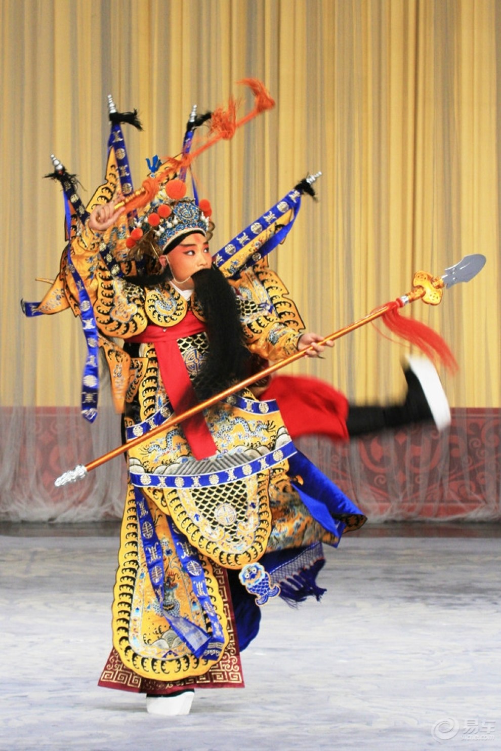 2017-8-12青年京剧团中华剧院上演京剧《麒麟阁》