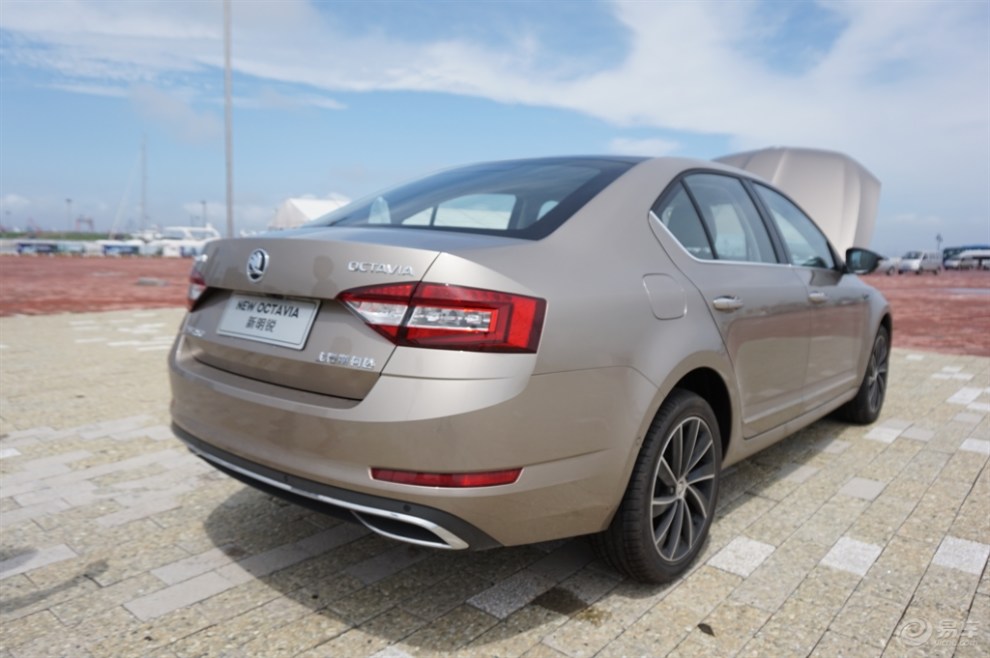 外观配置再升级,斯柯达新一代明锐试驾体验