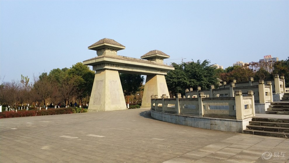 【四川cs35车友会】和平鸽·自驾德阳北公园看飞鸟争食