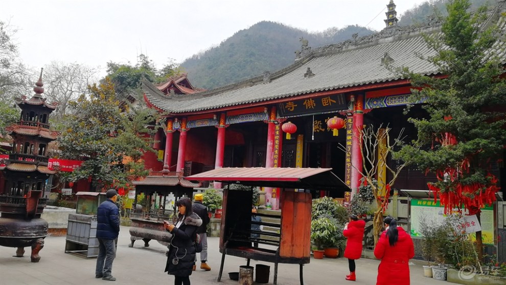 【四川cs35车友会】杨杨扬-自驾安县卧佛寺吃斋向佛