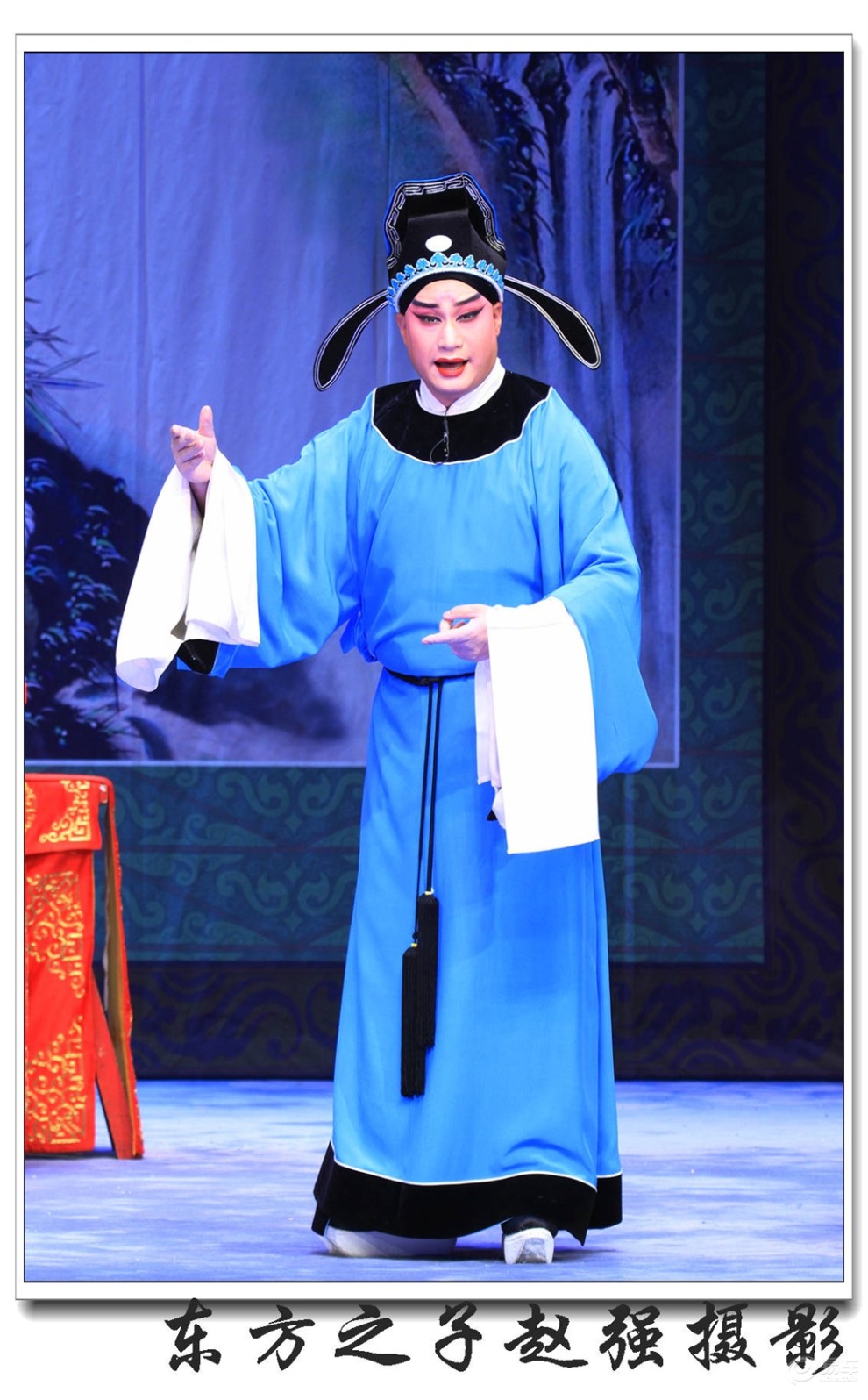 天津评剧院上演新编评剧《周仁献嫂》李宣捷的精彩表演